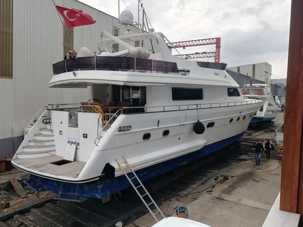 BEFORE — Saadet Sultan