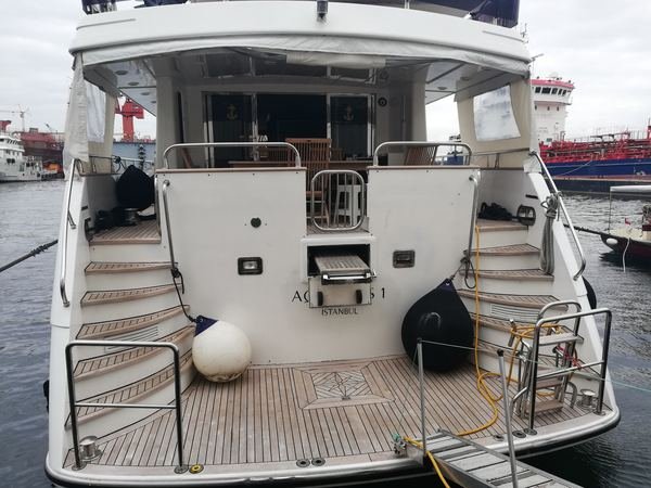 BEFORE — Saadet Sultan