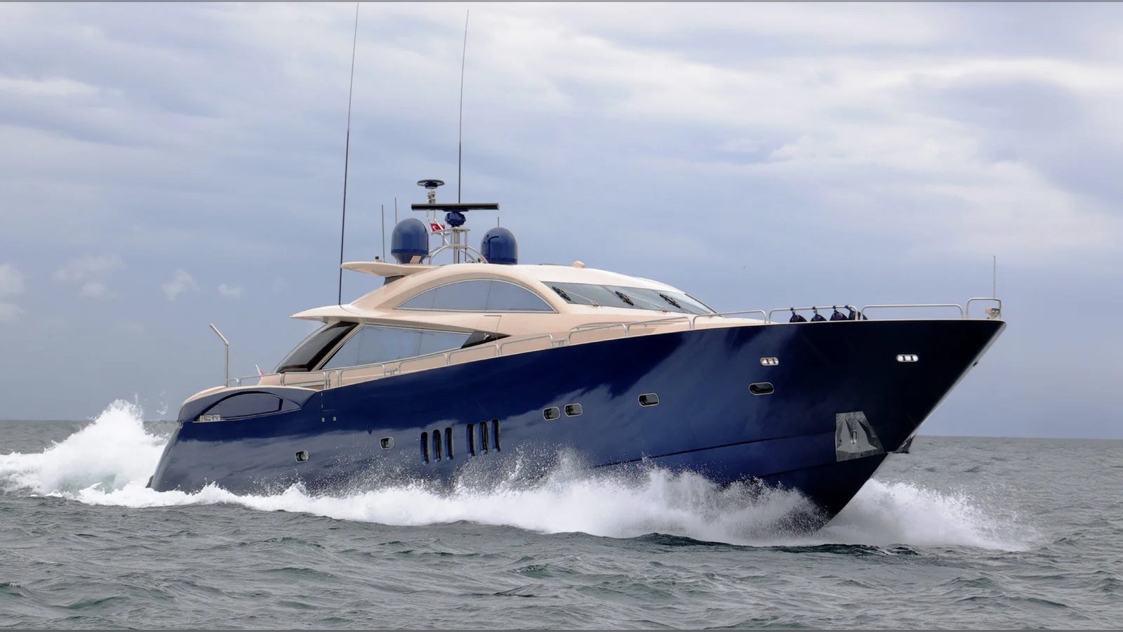 Isra under way at speed after her refit