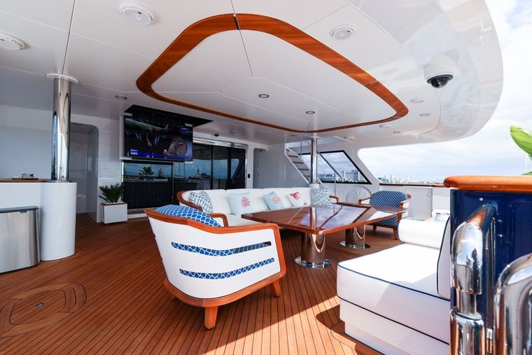 Main deck — Mirabella